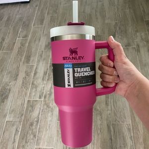 ⭐️ IN HAND ⭐️ Stanley Adventure Quencher 40oz